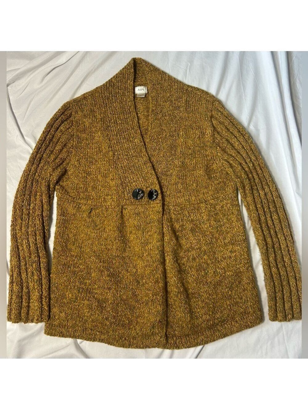 Vtg Alps Gold Knit Cardigan 2 Button Women’s M 4% Wool Ski Lodge Sweater
